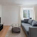 Maunsell Park, Crawley - Amsterdam Apartments for Rent