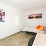 Rent a room of 95 m² in granada