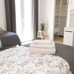 Rent a room of 100 m² in barcelona