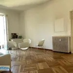 Rent 3 bedroom apartment of 100 m² in Milan