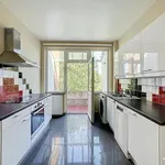 Rent 2 bedroom apartment in Ixelles