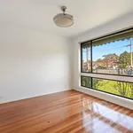 Rent 3 bedroom house in Doveton