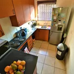 Rent 3 bedroom apartment of 96 m² in Gauteng