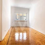 Rent 1 bedroom apartment of 41 m² in Lisbon