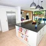 Rent 5 bedroom house in East Of England