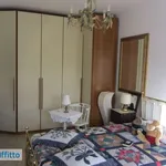 Rent 2 bedroom apartment of 60 m² in Rome