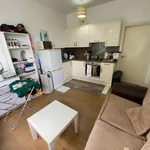 Rent 1 bedroom flat of 197 m² in Cardiff