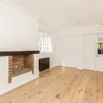 Rent 5 bedroom house in South East England