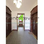 Rent 2 bedroom apartment of 76 m² in Prague