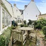 Rent 4 bedroom house in Cotswold District