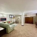 Rent 4 bedroom apartment of 160 m² in Abano Terme