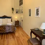 Rent 6 bedroom apartment in Lisbon