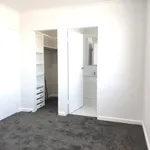 Rent 1 bedroom apartment in Glen Huntly