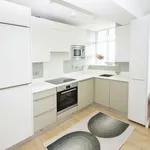 Rent 2 bedroom flat in Brighton