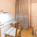 Rent 3 bedroom apartment in Lisbon