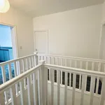 Rent 3 bedroom flat in Salford