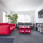 Pronajměte si 2 ložnic/e byt o rozloze 27 m² v Prague