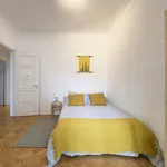 Rent 3 bedroom apartment in Lisbon