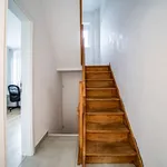 Rent 4 bedroom apartment in Liège