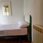 Rent a room of 130 m² in Madrid