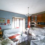 Rent 2 bedroom apartment of 70 m² in Roviano