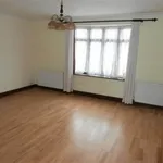 Rent 2 bedroom flat of 94 m² in Southend-on-Sea