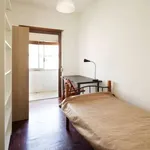 Rent a room in lisbon