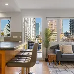 Appartement de 839 m² avec 3 chambre(s) en location à Vancouver