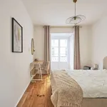 Rent a room in lisbon