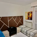 Rent a room in milan