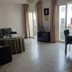 Rent a room of 107 m² in Córdoba