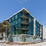 Rent 3 bedroom apartment in Melbourne