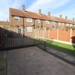 Rent 3 bedroom flat in East Of England