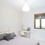 Rent a room of 80 m² in Madrid