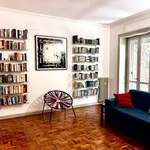 Rent 5 bedroom apartment of 210 m² in Roma