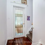 Rent 5 bedroom house in Toronto