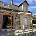 Rent 5 bedroom house of 130 m² in Martigné-Ferchaud