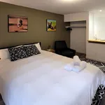 Rent 1 bedroom apartment in Montreal