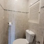 Pronajměte si 4 ložnic/e byt o rozloze 43 m² v Prague