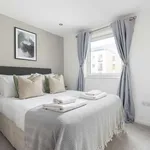 Rent 2 bedroom apartment of 65 m² in london