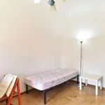 Rent a room of 90 m² in rome