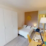  appartement avec 4 chambre(s) en location à Nanterre