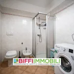 Affitto 2 camera appartamento di 74 m² in Annone di Brianza