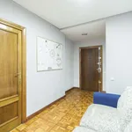 Rent a room of 100 m² in madrid