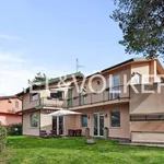 Rent 7 bedroom house of 374 m² in Lipomo