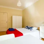 Rent a room in lisbon