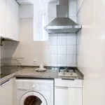 Rent 1 bedroom apartment of 40 m² in lisbon