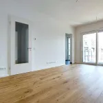 Miete 2 Schlafzimmer wohnung von 65 m² in Dresden