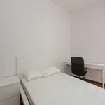 Rent a room of 150 m² in Sesto San Giovanni