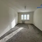 Pronajměte si 3 ložnic/e byt o rozloze 67 m² v Beroun